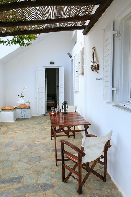 Paros Rita Studios Piso Livadi Luaran gambar